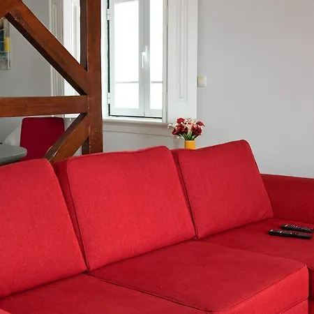 Host'bell Alfama Apartment *